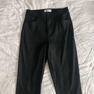 Abercrombie & Fitch Curve Love High Rise Straight Black Jeans